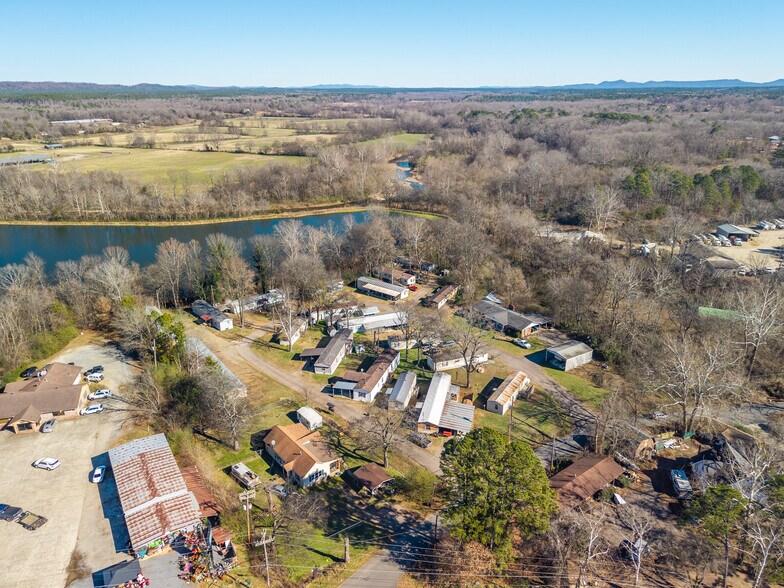 More Photos Of 106 Chance Cir, Mount Ida Multifamily For Sale