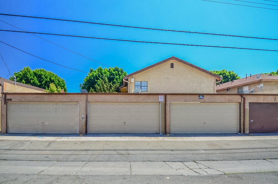 More Photos Of 1629 W Ball Rd, Anaheim Apartments For Sale