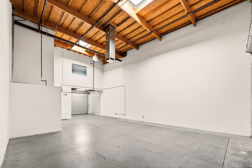 More Photos Of 1139 Westminster Ave, Alhambra Warehouse For Lease
