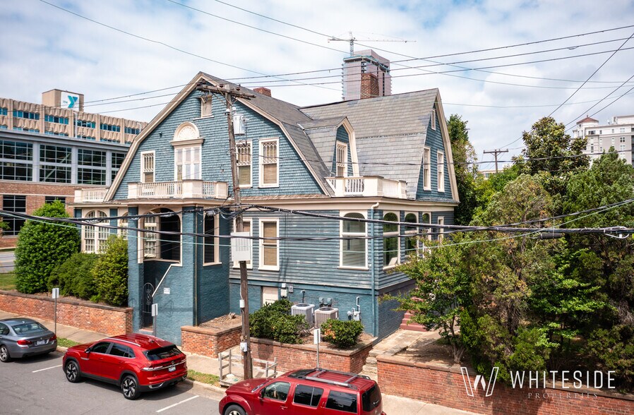 Primary Photo Of 435 E Morehead St, Charlotte Office For Sale