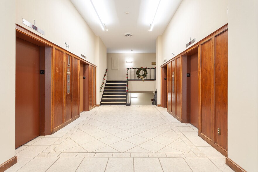 More Photos Of 4600 Duke St, Alexandria Apartments For Sale