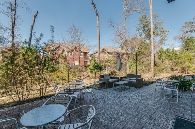 More Photos Of 8350 Ashlane Way, The Woodlands Medical For Lease