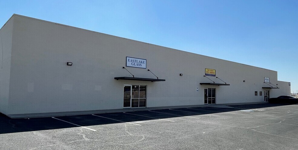 More Photos Of 6400 Airport Rd, El Paso Distribution For Lease