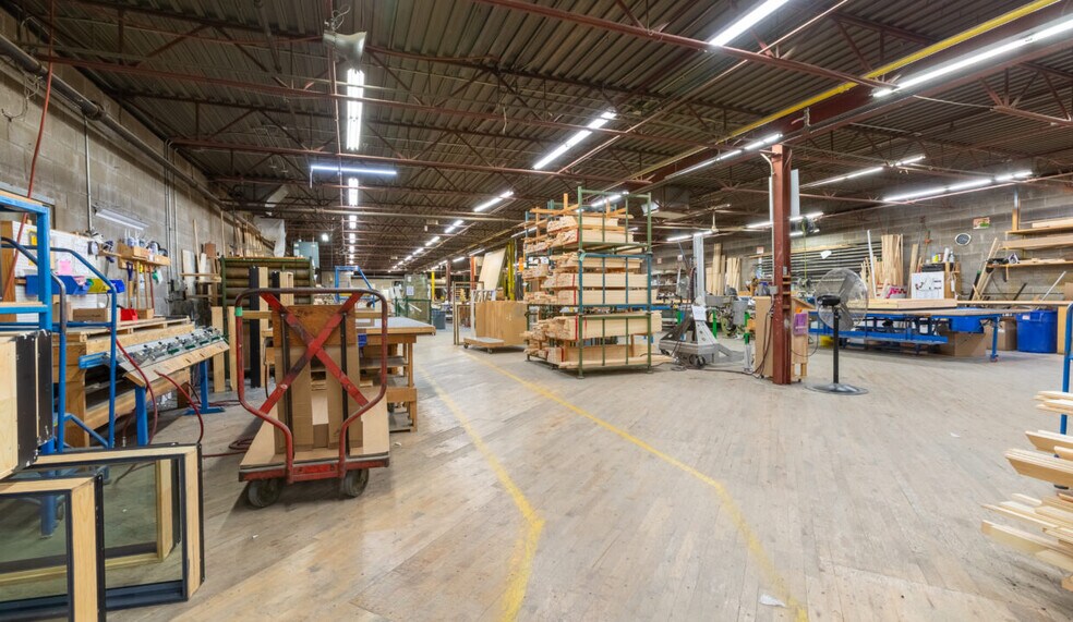 More Photos Of 888 Guelph St, Kitchener Manufacturing For Lease
