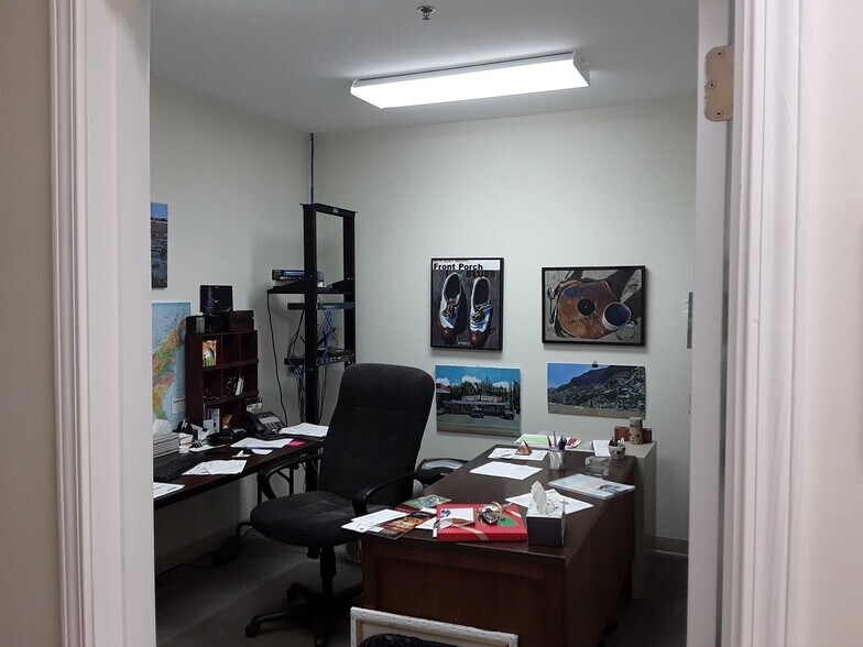 More Photos Of 475 E South St, Collierville Office For Lease