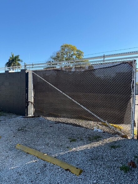 More Photos Of 1636 NE 12th Ter, Fort Lauderdale Manufacturing For Lease