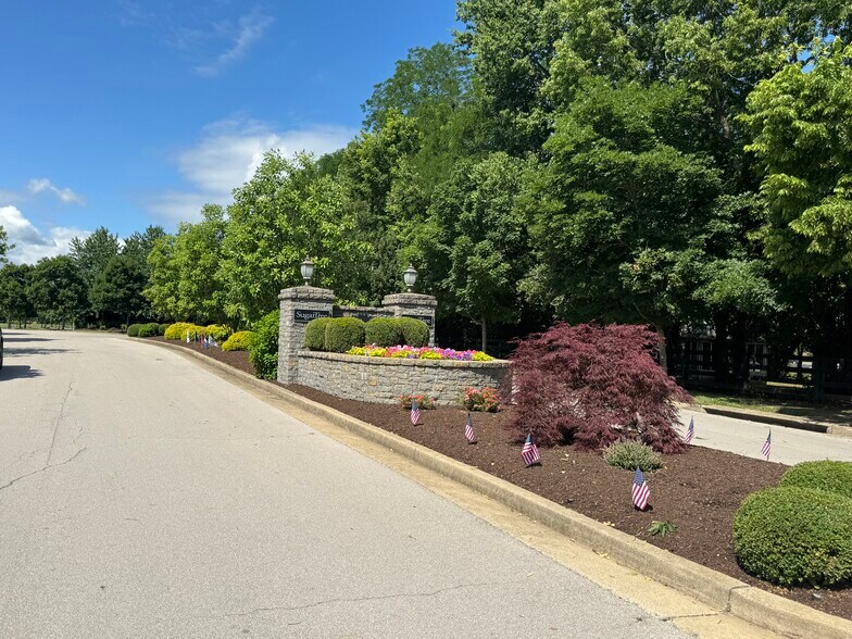 More Photos Of Sugartree Lane, Versailles Land For Sale