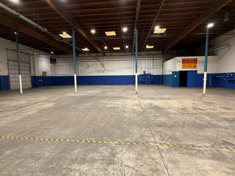 More Photos Of 3025A Industrial Way NE, Salem Warehouse For Lease