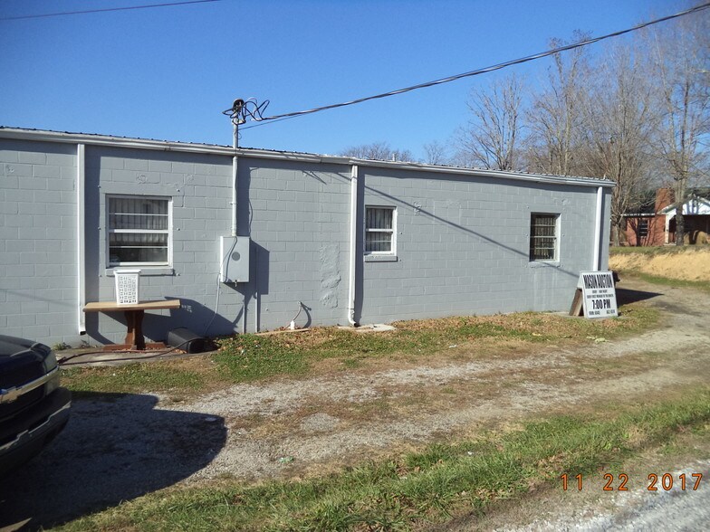 More Photos Of 5900 Scott Hwy, Robbins Freestanding For Sale