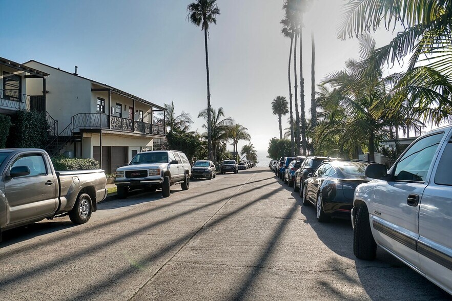 More Photos Of 428-438 Rosemont St, La Jolla Apartments For Sale