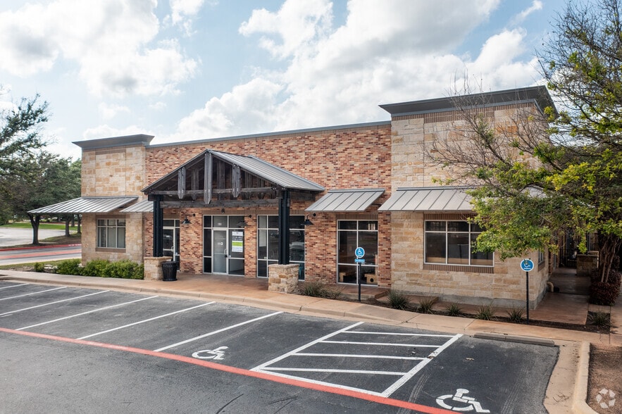 More Photos Of 117 Louis Henna Blvd, Round Rock Unknown For Lease