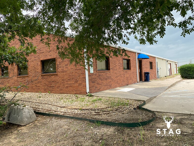 More Photos Of 5000 Energy Pl, Denton Industrial For Lease