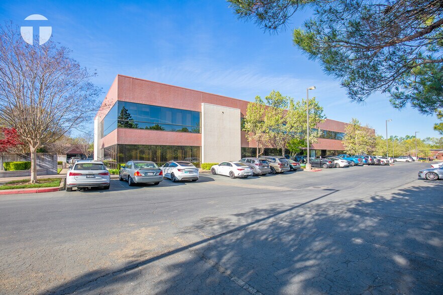 More Photos Of 2330 E Bidwell St, Folsom Medical For Sale