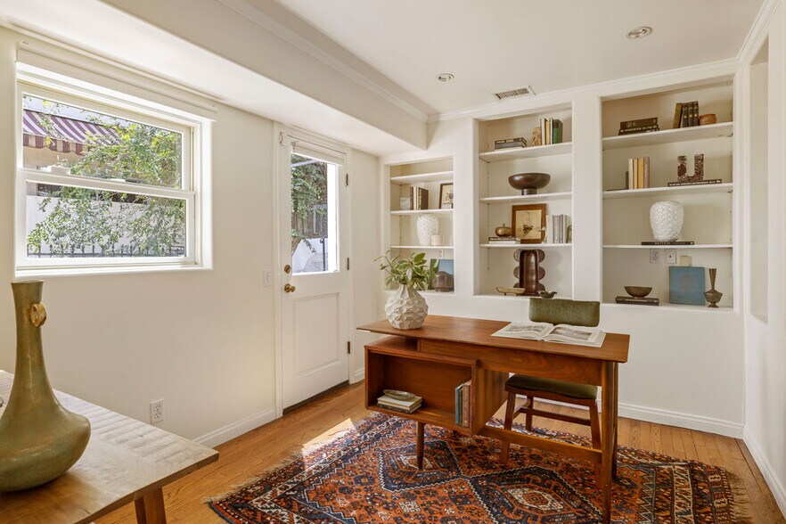 More Photos Of 3700 Arbolada Rd, Los Angeles Apartments For Sale