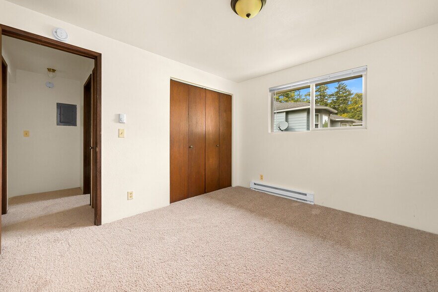 More Photos Of 3330 Northwest Ave, Bellingham Multifamily For Sale