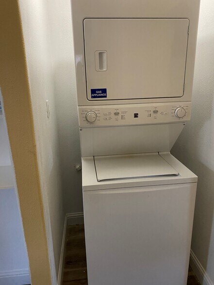 More Photos Of 421 28th St, Sacramento Apartments For Sale