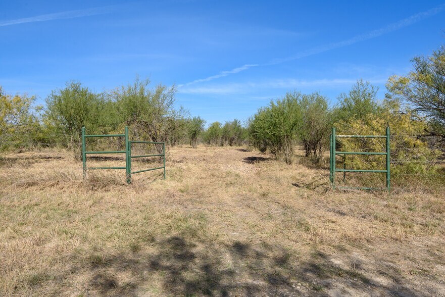 More Photos Of 5885 FM 1516, Converse Land For Sale