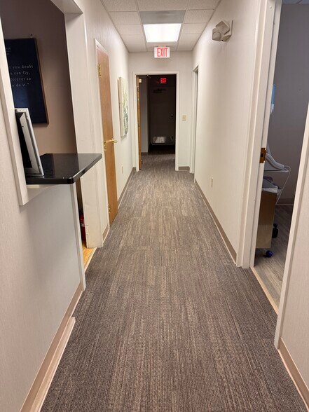 More Photos Of 369 Halton Rd, Greenville Medical For Sale
