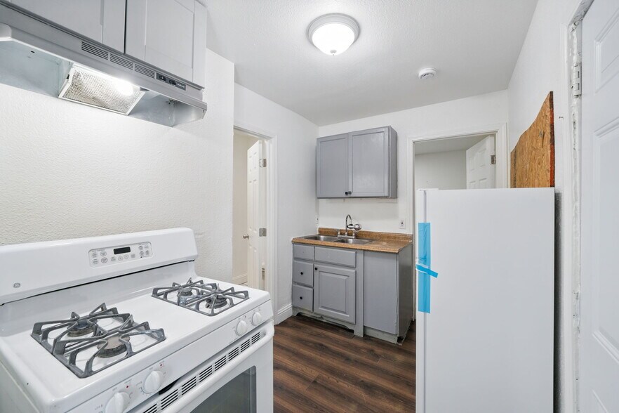 More Photos Of 462 Delhi Ave, Stockton Multifamily For Sale