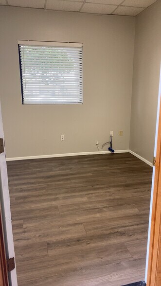 More Photos Of 6239 Edgewater Dr, Orlando Office For Lease