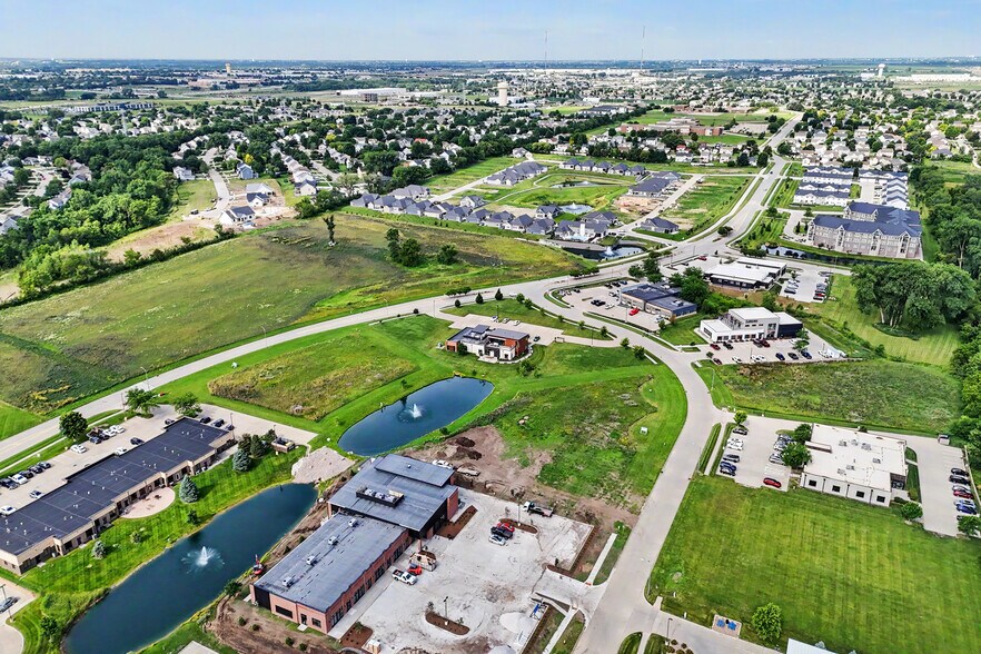 More Photos Of 8831 Windsor Pky, Johnston Office Residential For Sale