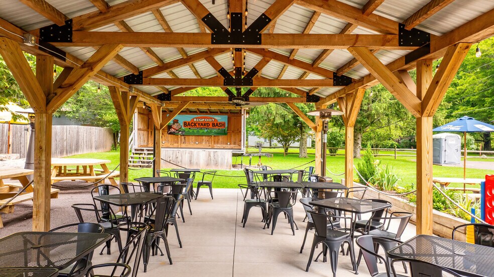 More Photos Of 184 Jamison City Rd, Benton Restaurant For Sale