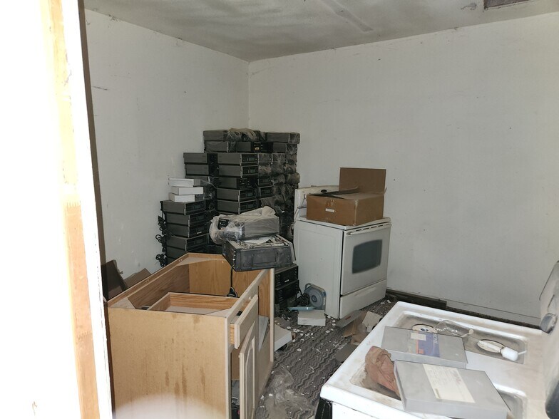 More Photos Of 3010 Shedd Rd, Eloy Office For Sale