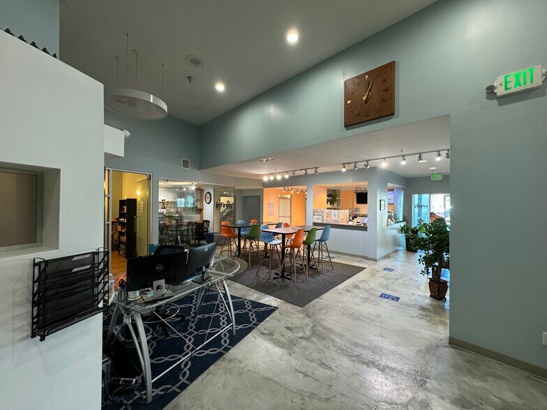 More Photos Of 2611 F St, Bakersfield Loft Creative Space For Sale