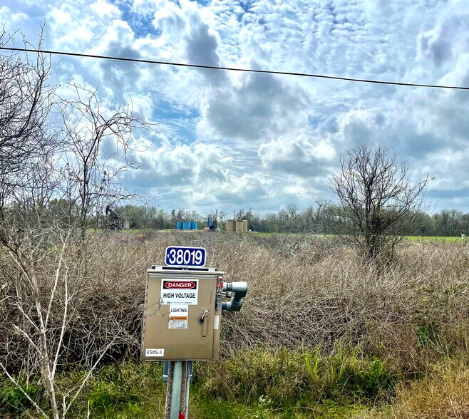More Photos Of I-10 & Peach Ridge Rd, Brookshire Land For Sale