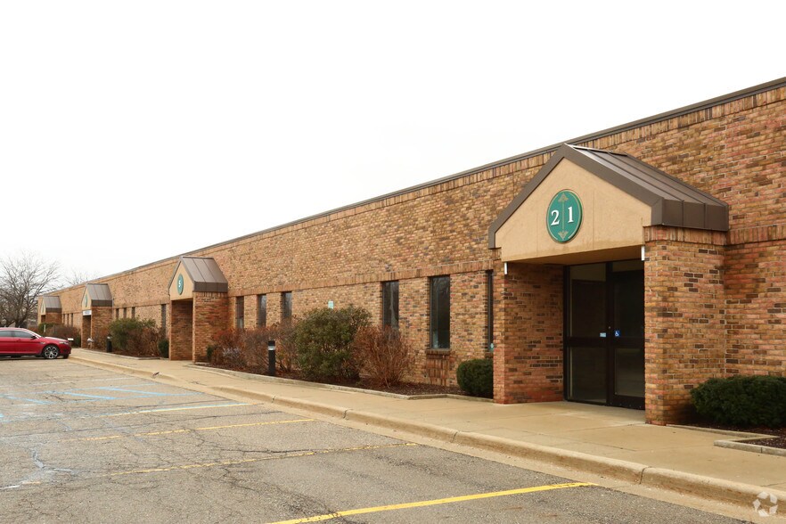 More Photos Of 111 W Edgewood Blvd, Lansing Office For Lease