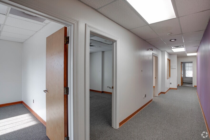 More Photos Of 825 Paoli Pike, West Chester Office For Lease