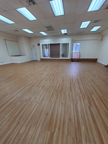More Photos Of 3507 E 7th St, Los Angeles Religious Facility For Sale