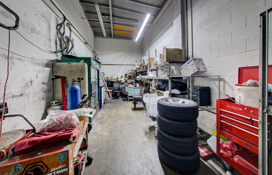 More Photos Of 1860 N Hacienda Blvd, La Puente Auto Repair For Sale