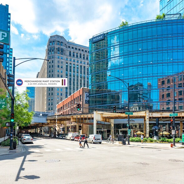 More Photos Of 400 N Wells St, Chicago Office For Lease