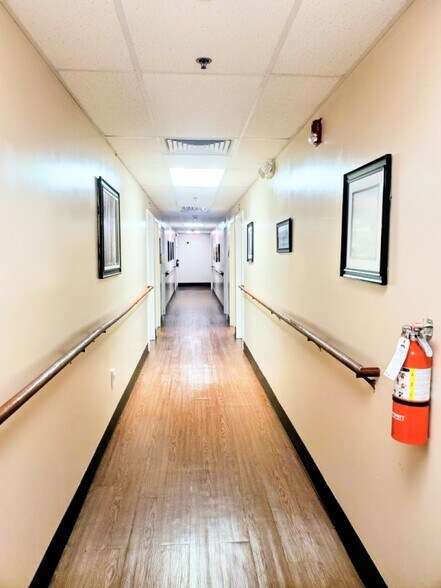 More Photos Of 1104 Old Charlotte Rd, White Bluff Assisted Living For Lease