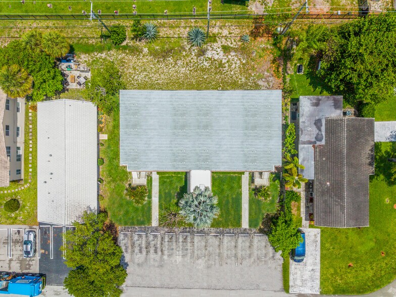 More Photos Of 2255 SE 5th St, Pompano Beach Apartments For Sale