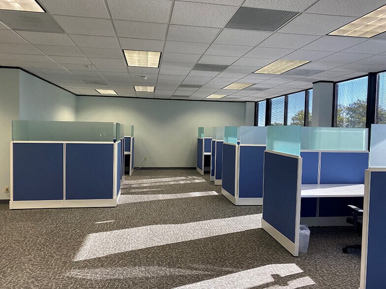 More Photos Of 3409 Executive Center Dr, Austin Unknown For Lease