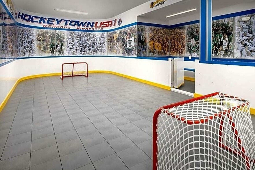 More Photos Of 109 N State Ave, Warroad Hotel For Sale