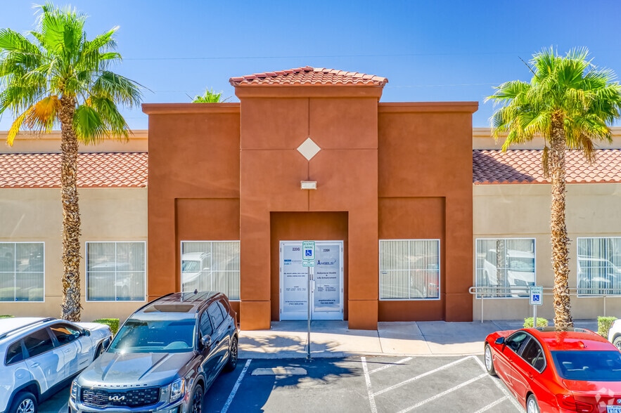 More Photos Of 220 E Horizon Dr, Henderson Medical For Lease