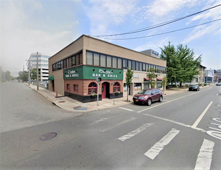 More Photos Of 228-234 Old Country Rd, Mineola Storefront Retail Office For Sale