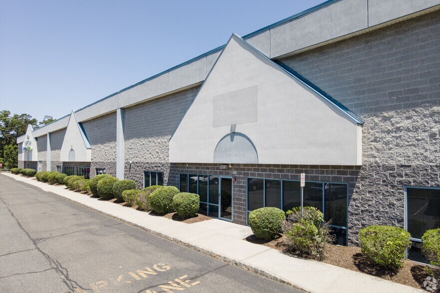 More Photos Of 749 Hope Rd, Eatontown Light Distribution For Lease