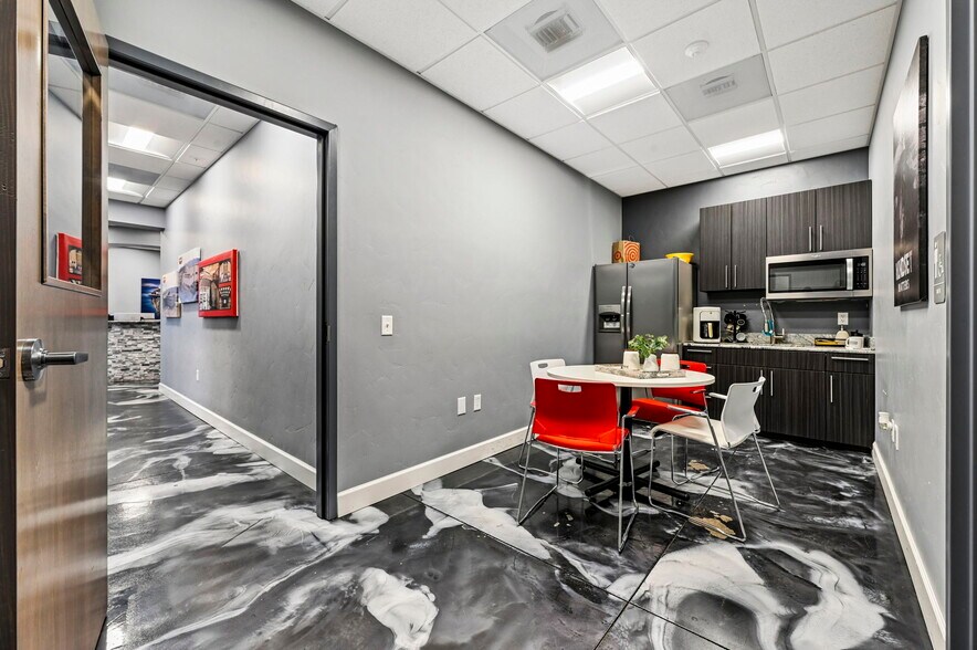 More Photos Of 7302 Cole Vw, Colorado Springs Office For Sale