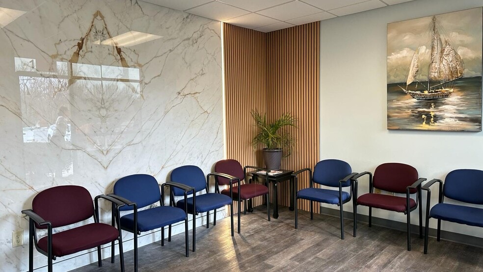 More Photos Of 11237 Nall Ave, Leawood Office For Lease