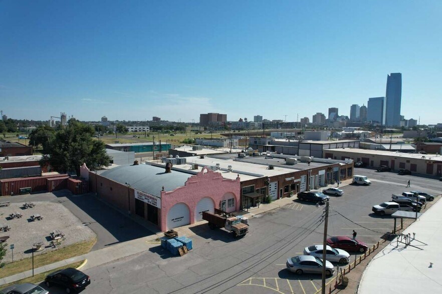 More Photos Of 1211 SW 2nd St, Oklahoma City Restaurant For Lease
