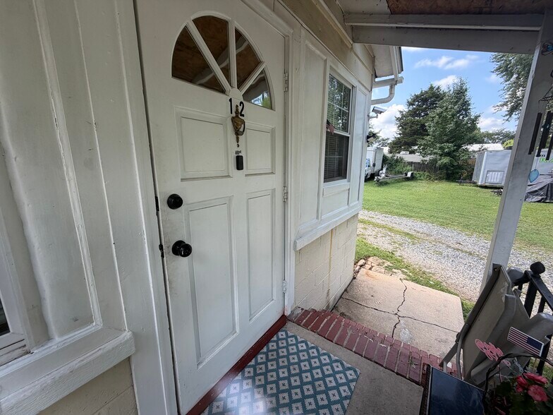More Photos Of 26 Warren St, Aberdeen Multifamily For Sale
