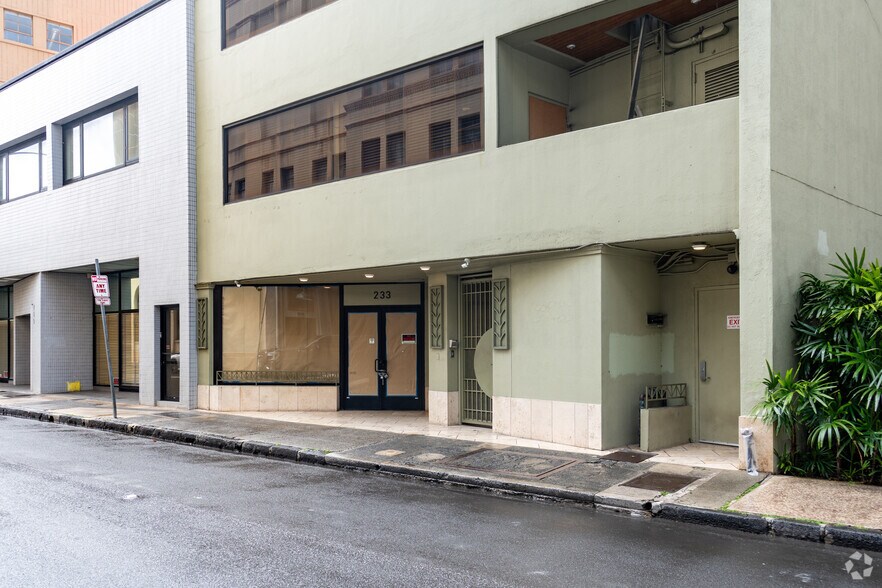 More Photos Of 233 Merchant St, Honolulu Office Residential For Sale