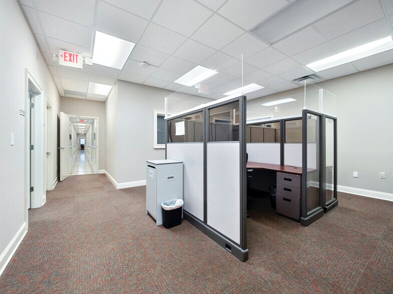 More Photos Of 5224 Palmero Ct, Buford Flex For Sale