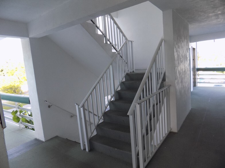 More Photos Of 1460 S McCall Rd, Englewood Medical For Sale