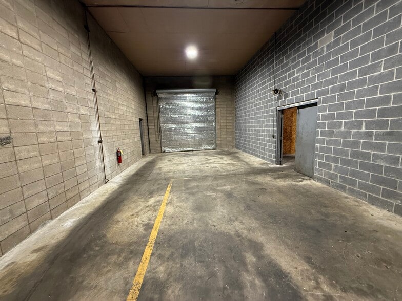 More Photos Of 1675 NW Old 41 Hwy, Marietta Industrial For Sale