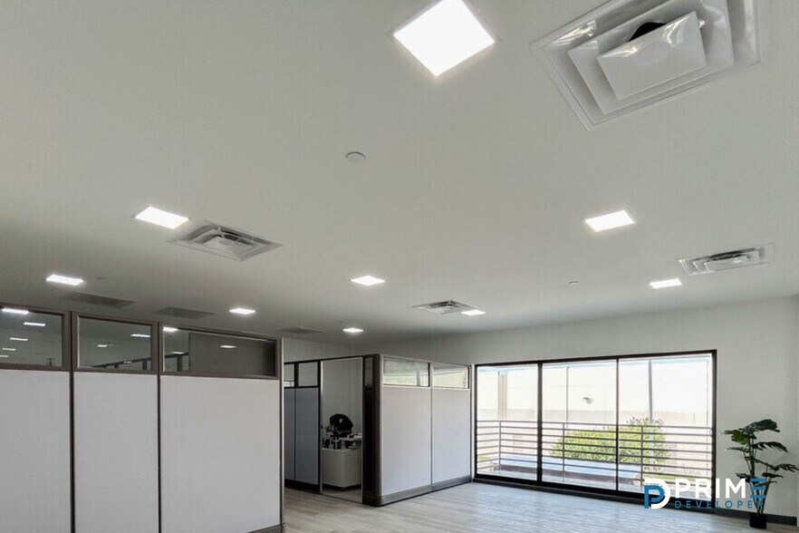 More Photos Of 2601 E State Highway 121, Lewisville Industrial For Sale